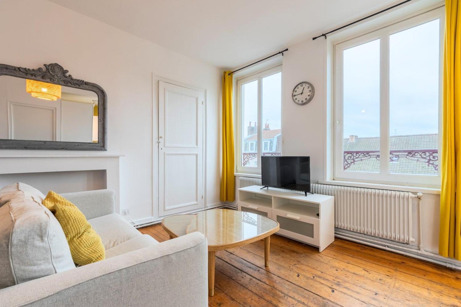 2-bedroom Near Metro Appartement *