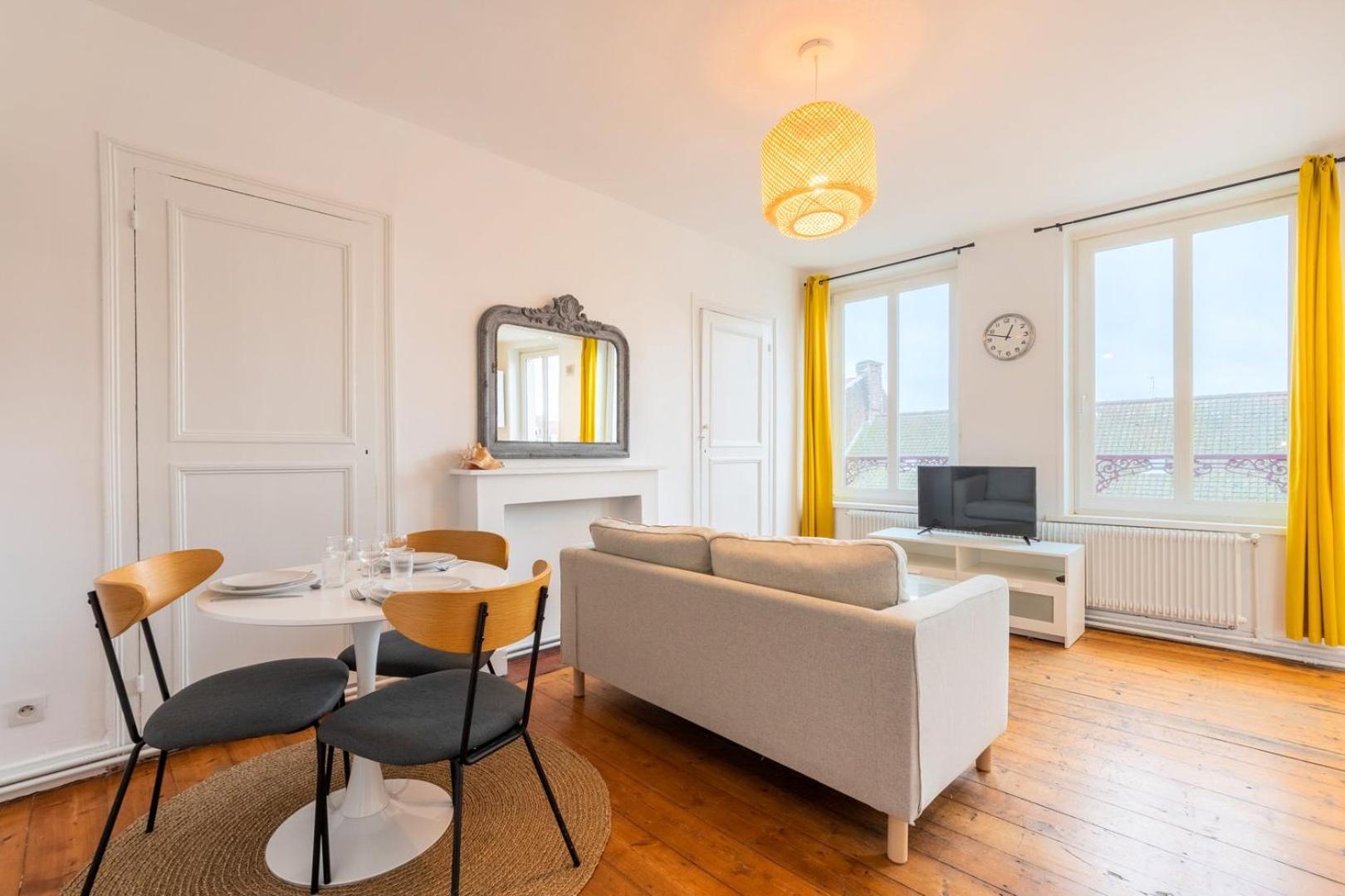 2-bedroom Near Metro * Rijsel